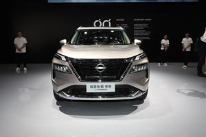 新趋势2024新款日产X-trail汽油电驱动汽车5座双电机4WD suv新能源汽车
