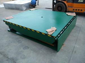 Solo para uso en fábrica, rampa de carga móvil, nivelador de muelle, contenedor de almacén, rampa de muelle de carga, nivelador de muelle - Product Image 2