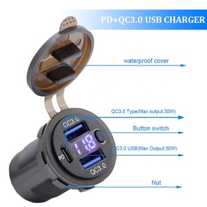 カーチャージャー3.0 PD USB C 3ポート12V USBデュアルクイックチャージ電圧計パワースイッチ付きマリンRVボート用多機能車