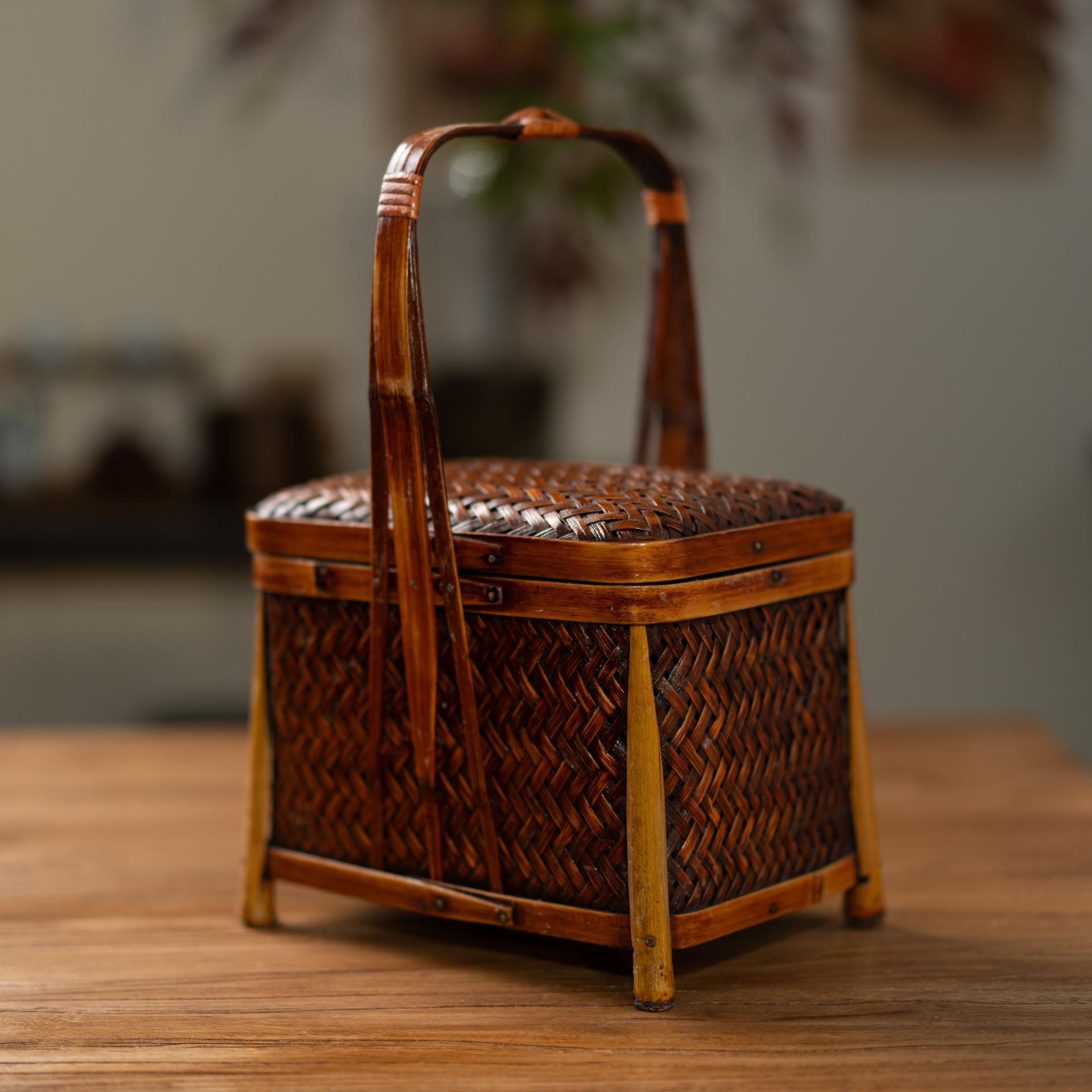 Square hand basket 20*14*30