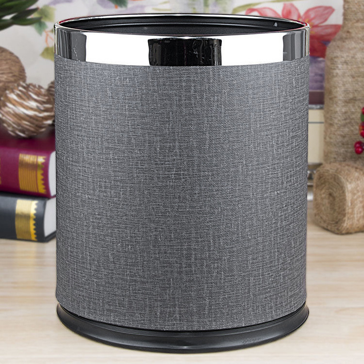 10L British Dark Grey with Silver Bezel