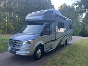 高性能2021年メルセデス-ベンZスプリンター4500 Tiffin Wayfarer 25QWモーターホーム出荷準備完了