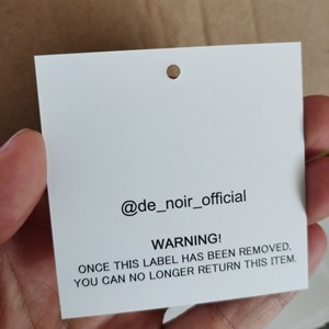 Tarjeta de papel grueso Stock Marca Logo Etiqueta colgante de ropa con cuerda Zapatos sostenibles personalizados Zapatos impresos para Jeans Vendedor Zapatos