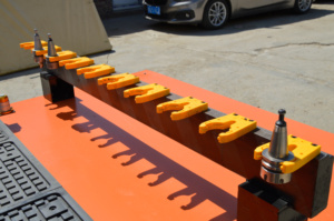 13% Rabatt Fabrik preis 1325 2030 CNC-Fräser mit Auto-Tools-Wechsel funktion zum Schneiden und Gravieren von MDF-Acryl-Aluminium - Product Image 4