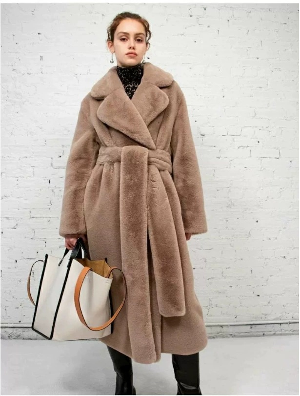 Col costume couleur camel + ceinture fourrure de lapin