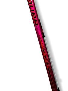 Gậy khúc côn cầu phổ biến nhất năm 2024, tay cầm tùy chỉnh logo, cong trái, cong phải, độ cứng P92/P28, độ uốn cong 70/77/87/102 - Product Image 3