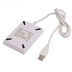 Lector y escritor RFID portátil de 13,56 MHz Lector de tarjetas de control de acceso NFC 122U fácil de usar Hecho de material ABS duradero - Product Image 3