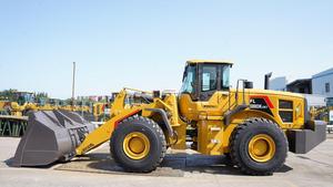 Cargador de ruedas industrial de servicio pesado FL976K 7.0Ton Cargador articulado 210KW de potencia con caja de cambios alemana cargada en contenedor - Product Image 2