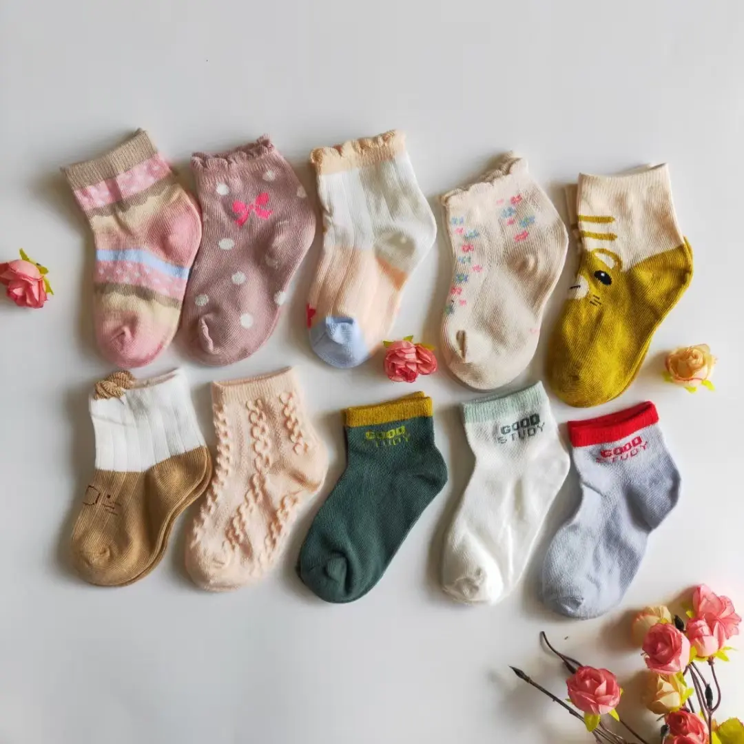 Vendita diretta in fabbrica nuovo Design in cotone cartone animato assortiti calzini per bambini calzini per bambini neonati animali svegli