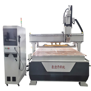 Carpintería Multi Funciones Mesa de vacío 3D Corte de madera Tallado CNC Máquina de anidación Cambiador de herramientas automático 1325 ATC Enrutador CNC de madera - Product Image 1