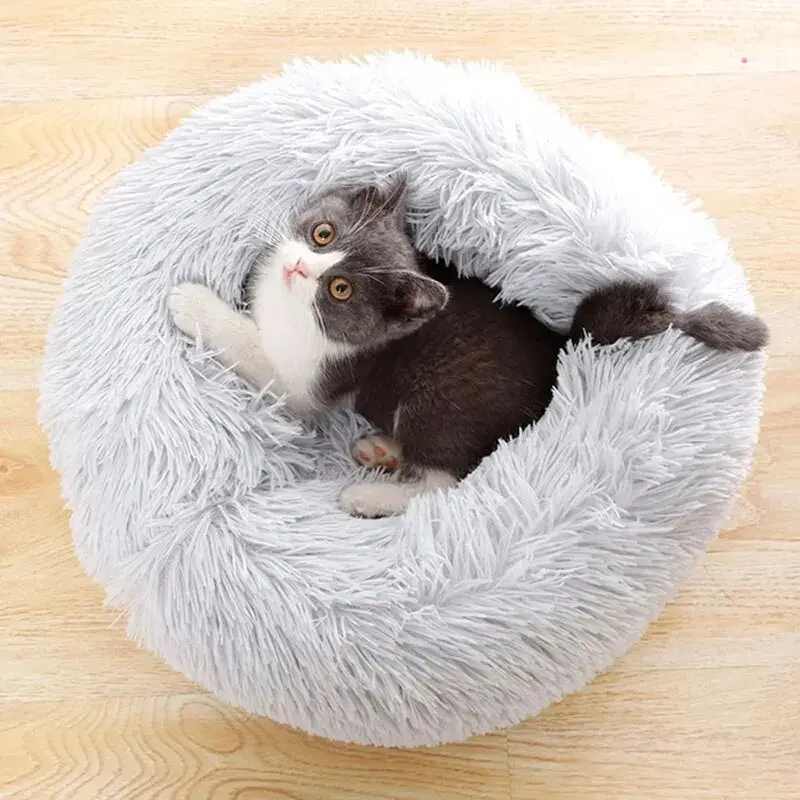 Modern Pet mobilya köpek yatağı yeni tasarım süper yumuşak sıcak sevimli Emulational muz Pet kedi köpek kapalı uyku kanepe ev yatak