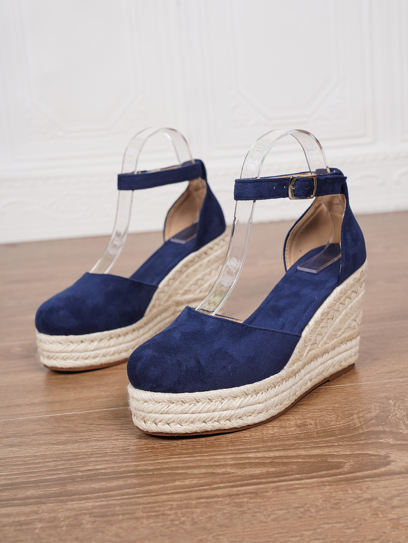 Bleu saphir éclatant