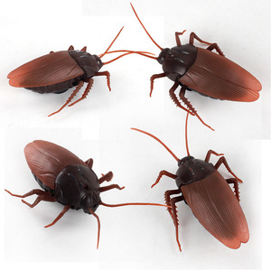 Prank <strong>Toy</strong> Infrared Remote Control Electric Cockroach Simulation Induction Cockroach Puzzle <strong>Toy</strong> Animal Model for <strong>Joke</strong> <strong>Toys</strong> - Product Image 2
