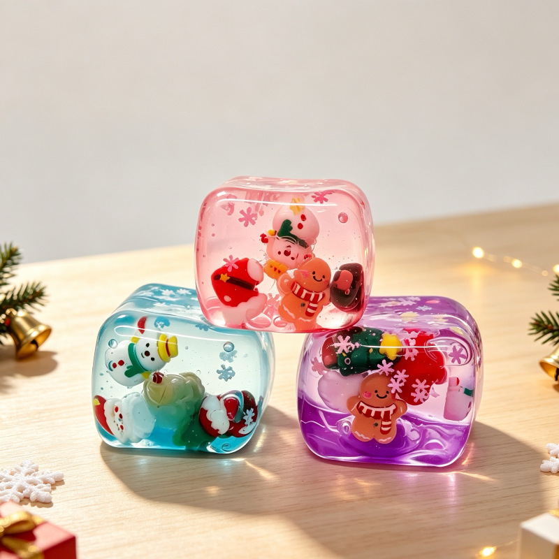 Cube de Noël violet avec boîte