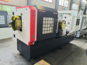 Máquina de roscado de tubos de metal CNC QK1314 de alta precisión, corte de metal completamente automático - Product Image 2