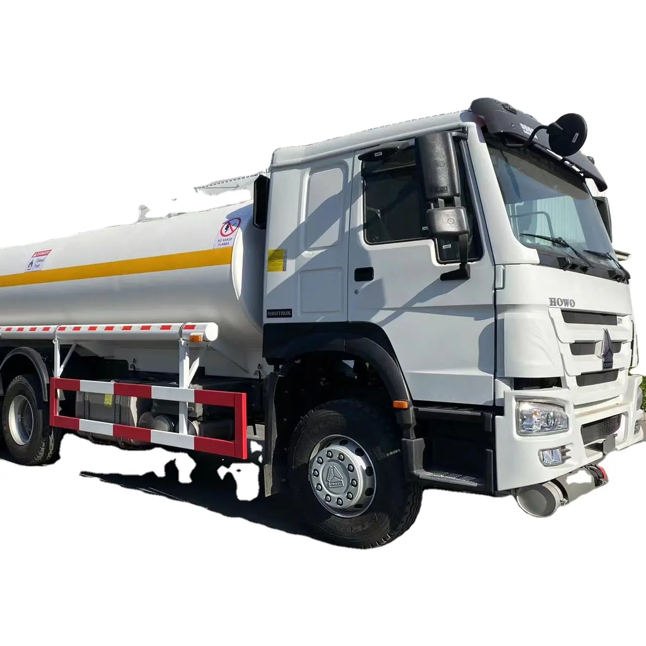 شاحنة صهريج وقود سعة لتر شاحنة وقود بحجم خزان الوقود النفاث للبيع بهيكل HOWO 6X4