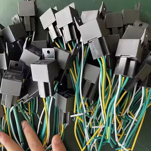 用于车队管理的全球定位系统跟踪器设备附件继电器 - Product Image 4