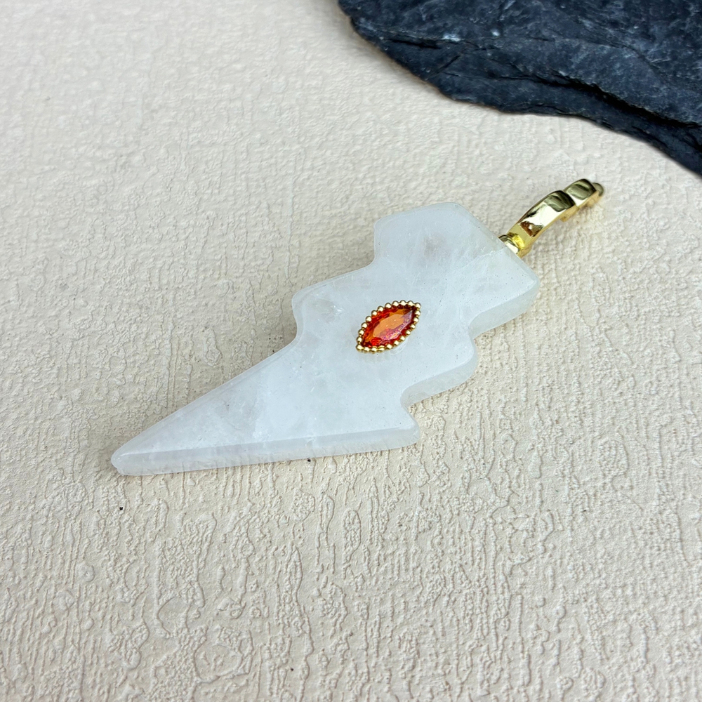 White crystal