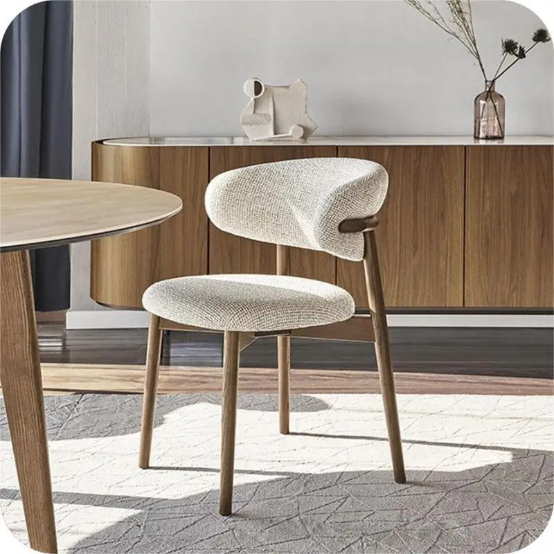 Mobili moderni mobili per sala da pranzo nordici schienale curvo sedia in legno color noce sedia da pranzo in tessuto di lino bianco con pad