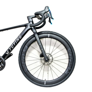 Vélo de Route en Carbone à 24 Vitesses avec Freins à Disque Hydrauliques 105/R7120, Axe Traversant, Guidon en Fibre de Carbone (Cadre 700C) - Product Image 3