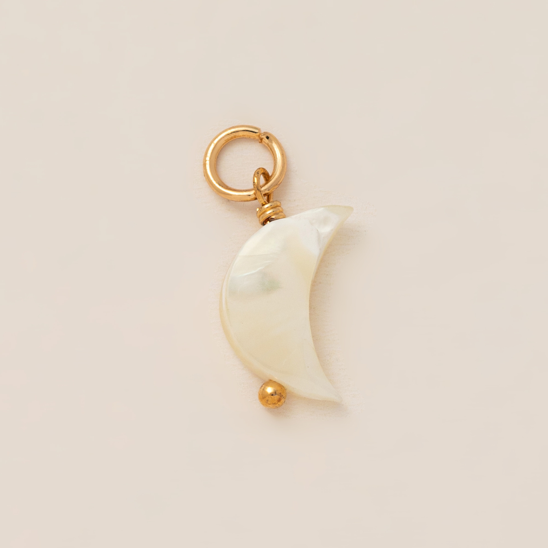 Sun j pendant