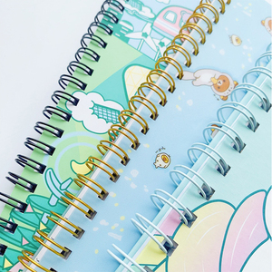 Cuaderno personalizado de tamaño A4 y A5, tapa dura, diseño de tapa simple, útiles escolares para estudiantes, cuaderno en espiral - Product Image 1