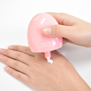 乾燥した敏感なオイリー肌のための卸売速吸収性でべたつかないシアバターハンドクリーム - Product Image 2