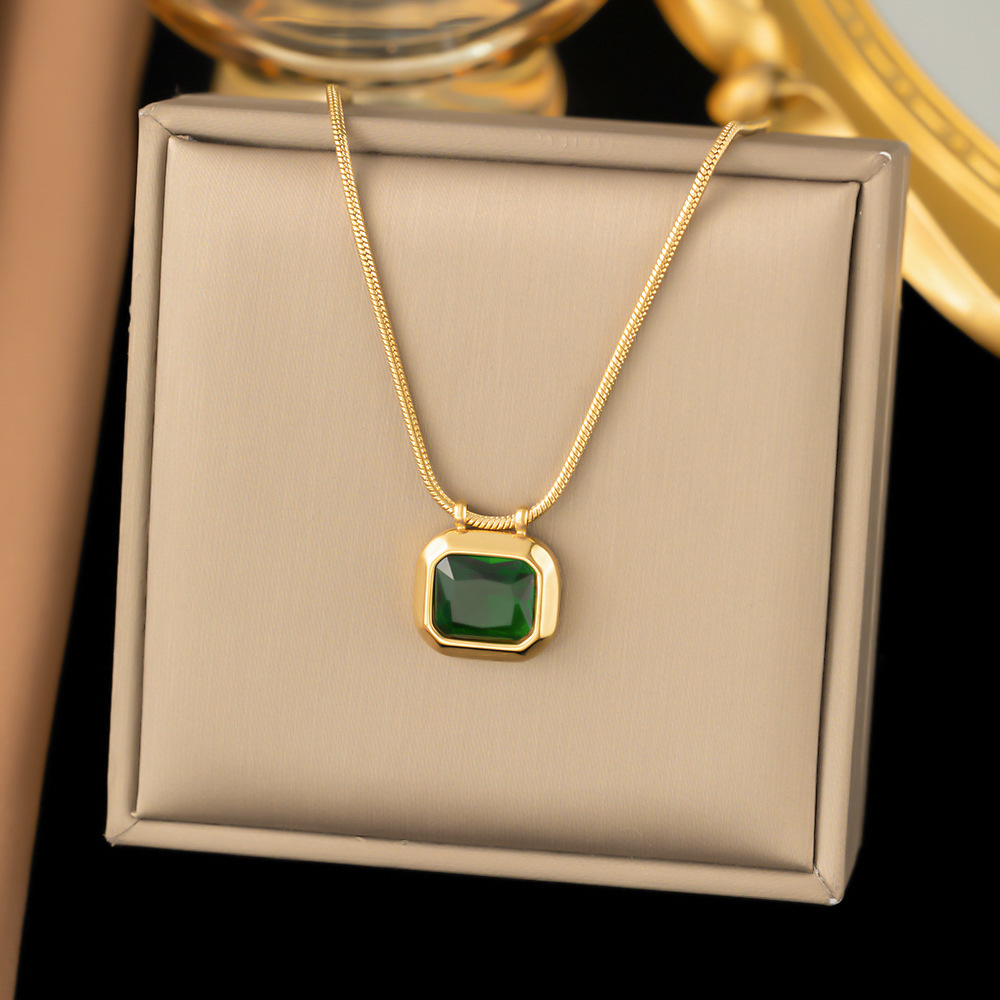 Collier diamant vert 16-ah196 or