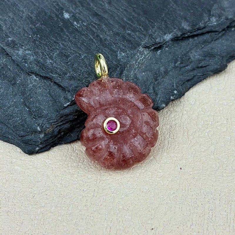 Gold-Strawberry Quartz