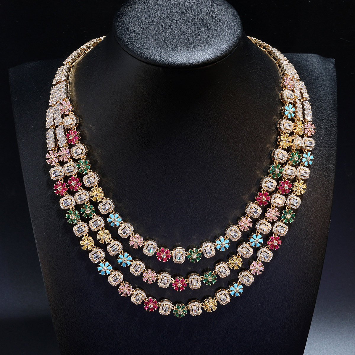 Collier zircon couleur base or