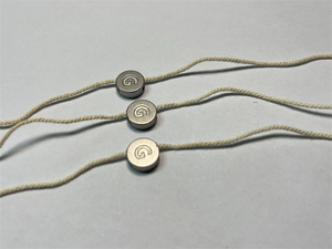 Etiquetas colgantes y oscilantes de hilo de nailon de alta calidad para accesorios de ropa directos de fábrica, embalaje para uso en ropa - Product Image 5