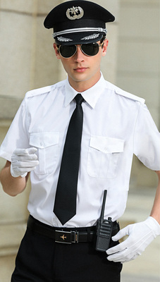 White short sleeve shirt without tie