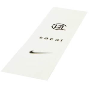Etiquetas colgantes personalizadas de lujo con logotipo Diseño e impresión Etiqueta colgante de papel de ropa de moda Etiqueta oscilante de ropa en relieve con cuerda