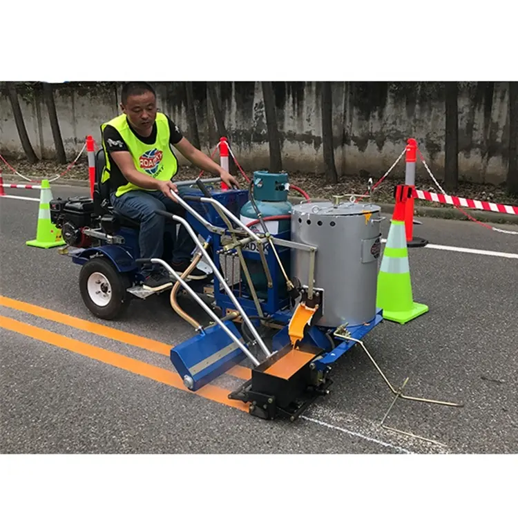 Machine de marquage automatique de lignes d'autoroute, fonctionne avec ordinateur, thermoplastique, marqueur de route