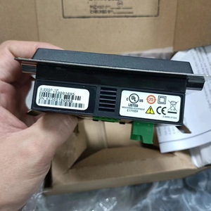 Signet 3-9900-1P Panel Mount Transmitter Multi-Parameter 1 <strong>Input</strong> DC POWER 1 4 MA-20 MA 1 OC <strong>Output</strong> 25.4 cm OEM Customizable - Product Image 2