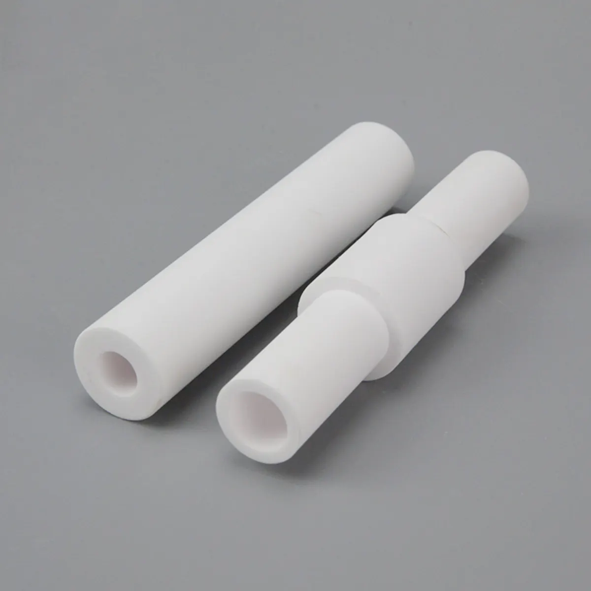 Tubo de protección cerámico aislante de alúmina de procesamiento personalizado, tubo de cerámica electrónico de precisión isostática, porcelana 95/99