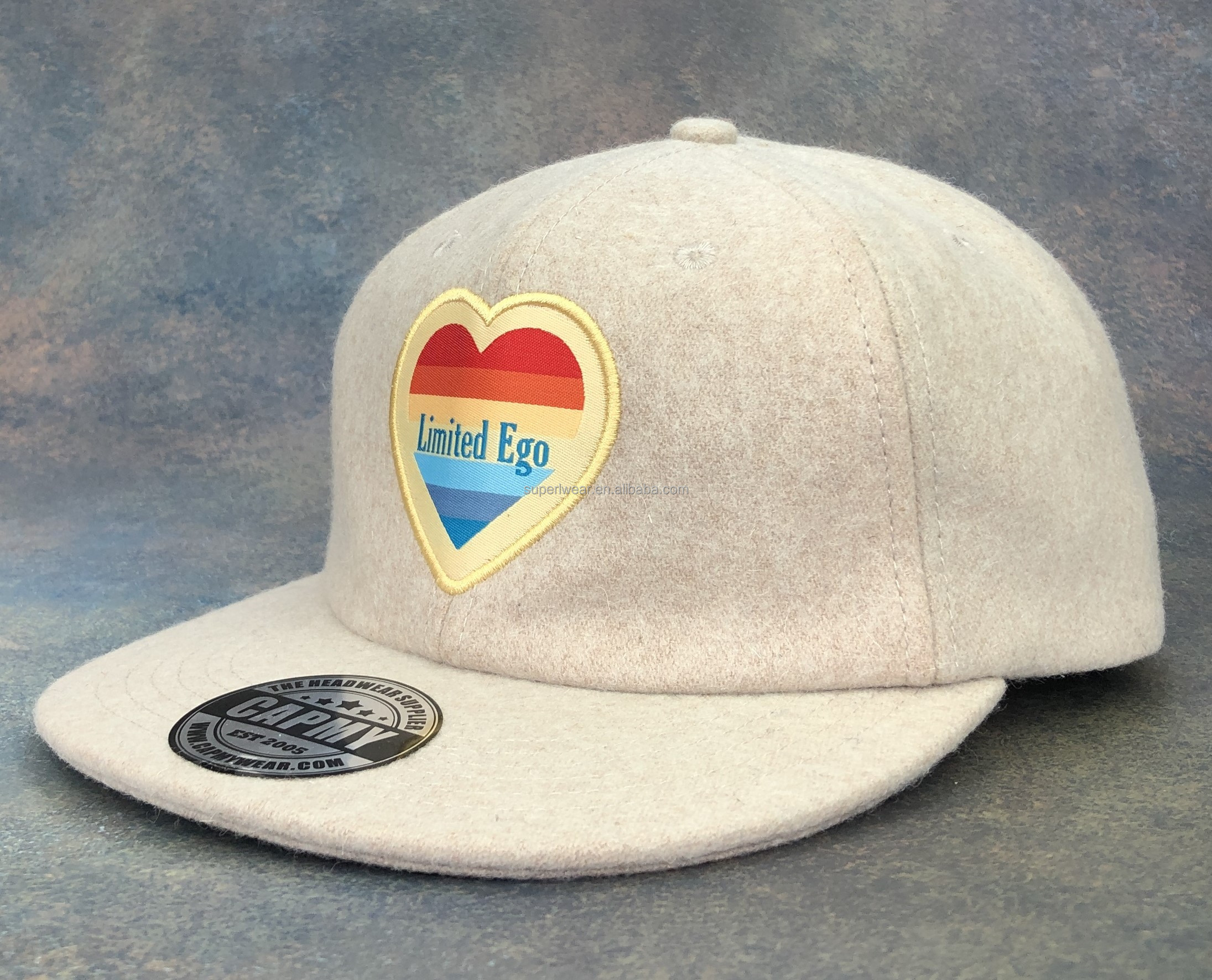 Casquette snapback en laine