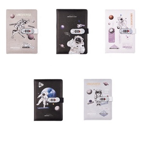 A5 uzay Codebook ilkokul ve orta okul öğrencilerine hediye Astronaut kilitli günlük hesap defteri şifre ile - Product Image 3