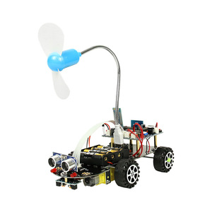 Intelligentes Auto, das Ultraschall-Hindernis vermeidung licht verfolgt, das fern gesteuerten Feuerlösch roboter findet