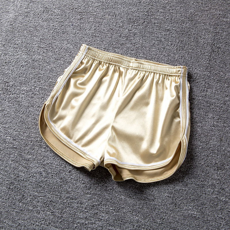 โกลเด้น