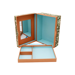 优质化妆品礼品盒书形纸板翻盖礼品盒带镜子和托盘 - Product Image 4