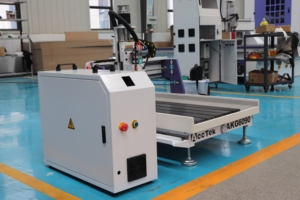 Enrutador CNC AKG6090 para procesar madera, plásticos acrílicos, MDF y metales blandos para carpintería, señalización, fabricación de modelos - Product Image 3