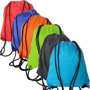 Mochila con cordón de poliéster al por mayor, bolsa deportiva barata, bolsa con cordón promocional con logotipo personalizado - Product Image 1