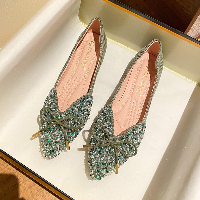 สีเขียว