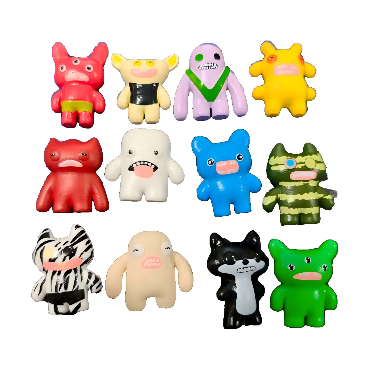 Monstres à dents mignons - lot de 12