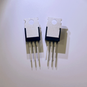 Yeni orijinal yüksek güç n-kanal MOSFET 150V120A TO-220 HY3215P
