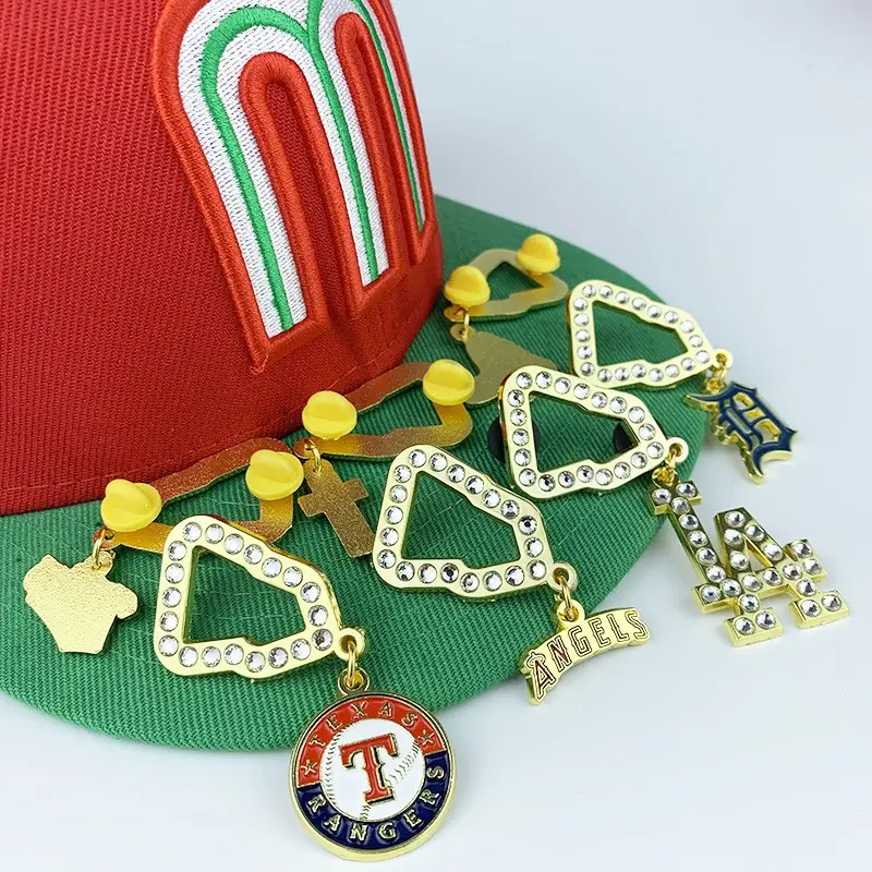 Pin de gorra mexicana personalizado Pin de sombrero al por mayor para equipos M L B fabricante de PIN de esmalte de gorra de béisbol