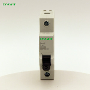 Disyuntor en miniatura Easy 9 1P 6A 10A 16A 20A 25A 32A 63A MCB Disyuntor de control de iluminación montado en riel 2P 3P 4P - Product Image 2