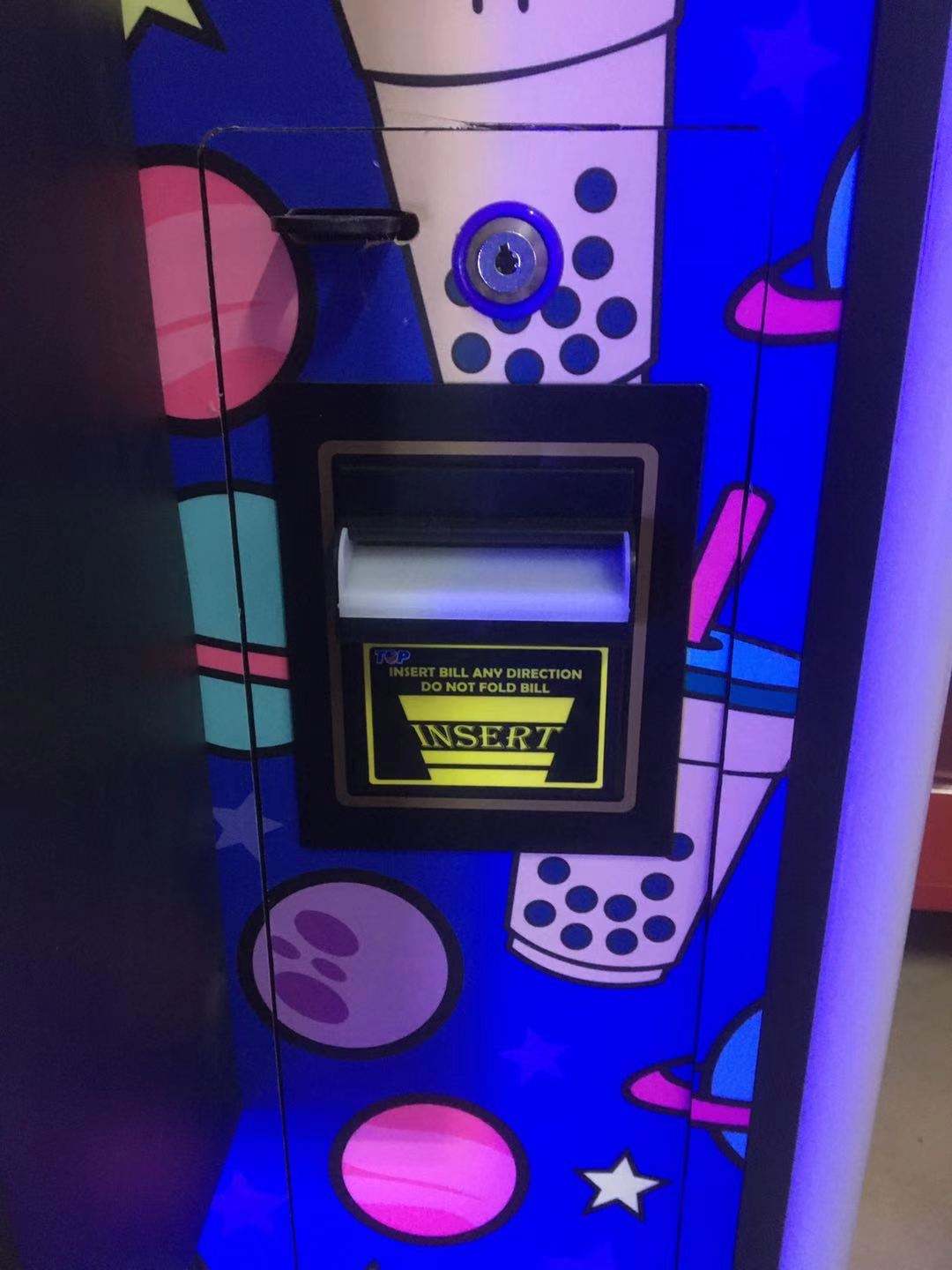 Blanco con Bill aceptador