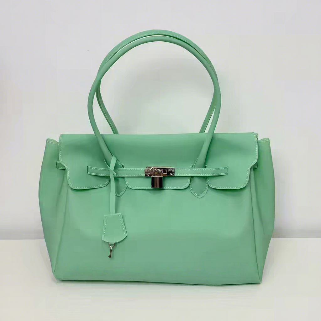 Frutta verde, verde.